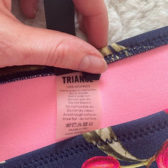 Triangl Neoprene Confetti Garden Midnight Garden Swim  Bottoms Sz S - Picture 8 of 9